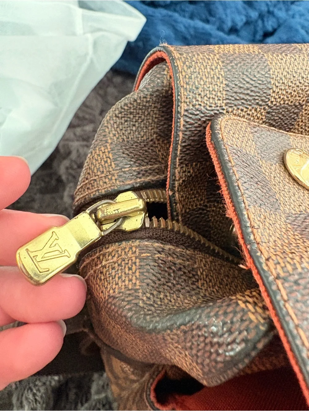 Louis Vuitton Messenger Snap Top CrossBody. With COA